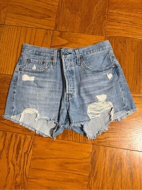 💖Super cute 💖 adorable 💖 Levi’s Strauss 💖 cut off  💖 Levi’s 💖 shorts 💖 EUC 💖 501